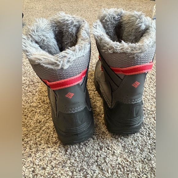Columbia Youth Moritza™ Girls' Waterproof Snow Boots | 200g Insulation Size 3 - Picture 2 of 5